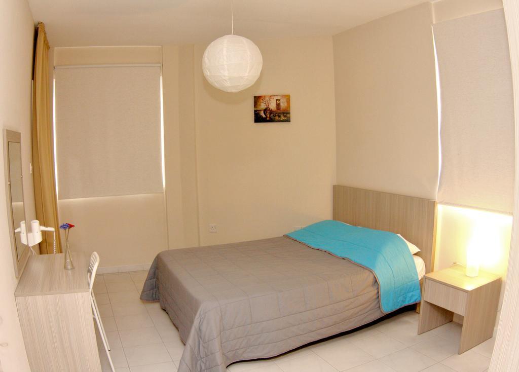 Staycentral Lárnaka Rom bilde